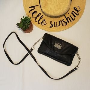 Nine West • Black Clutch/Wrislet